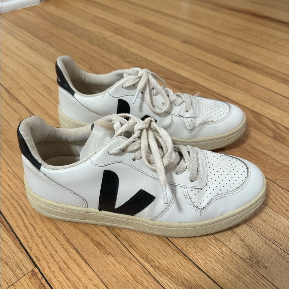 Veja V10 - women’s 8